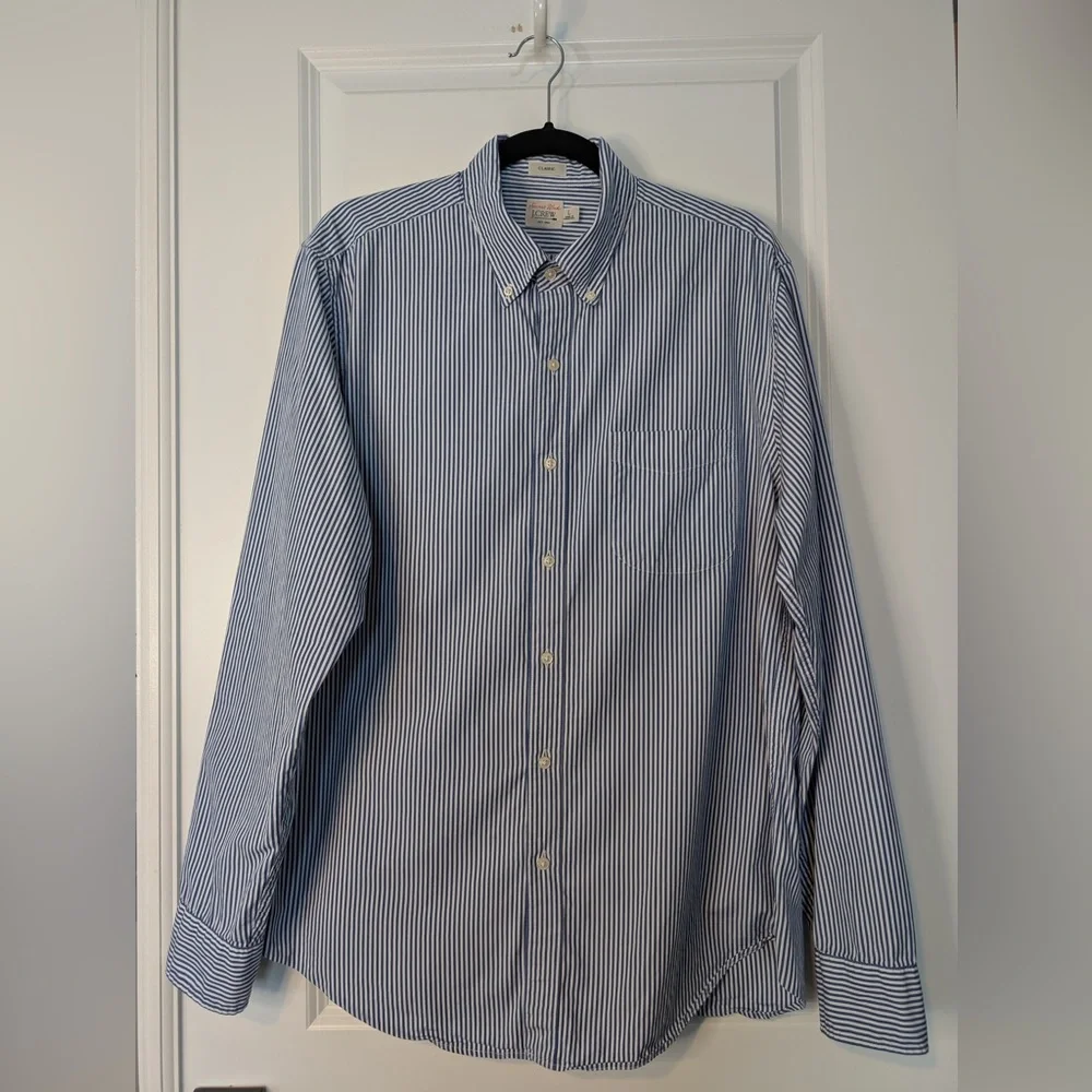 J. Crew Men’s Secret Wash Cotton Classic Fit Poplin Shirt in Stripe Size Large